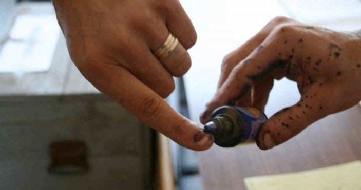 CHP seçimlerde parmak boyası için kanun teklifi verdi