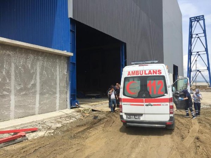 Bolu'da bir fabrikada 15 işçi zehirlendi