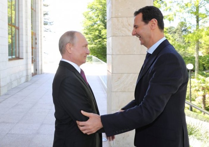 Putin'i gören Esad'ın mutluluğu yüzüne vurdu