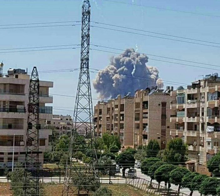 Suriye'de Hama Askeri Havalimanı'nda patlama