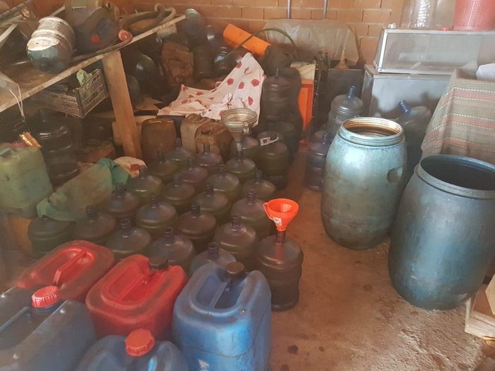Manisa'da 950 litre kaçak yakıt yakalandı