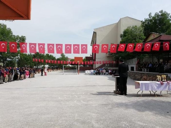 Bursa'da rötarlı 19 Mayıs kutlaması