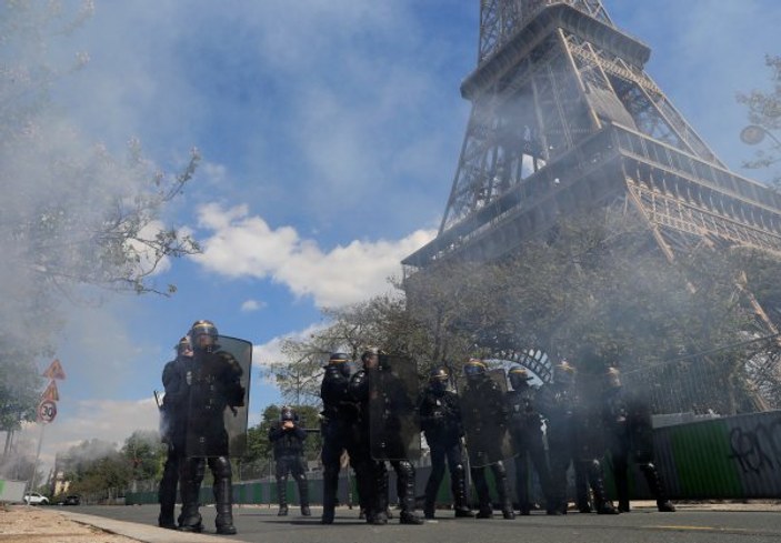 Fransa’da memurlar da greve başlıyor