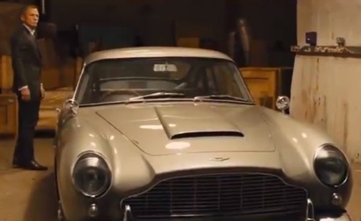 James Bond serisinin en iyi ve en kötü arabaları