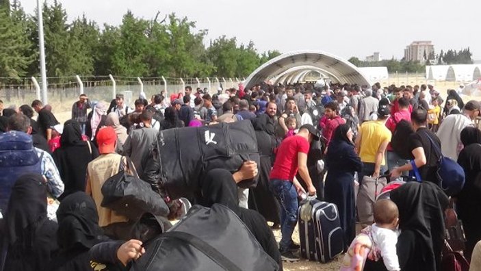 Suriyeliler ülkesine dönüyor