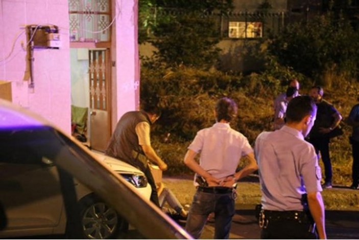 Bursa'da cezaevi firarisi karısını bıçakladı