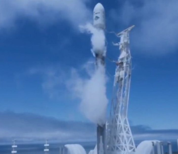 SpaceX 7 bilimsel araştırma uydusu fırlattı