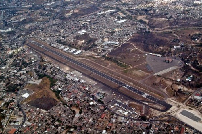 Honduras'ta özel uçak düştü: 6 yaralı