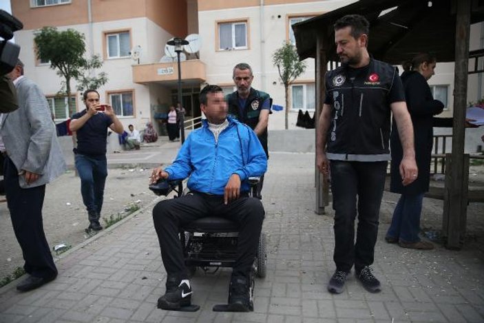 Tekerlekli sandalyeli uyuşturucu satıcısı yakalandı