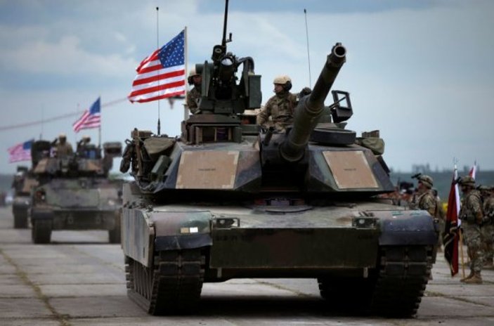 ABD Doğu Avrupa'ya asker ve tank yığıyor