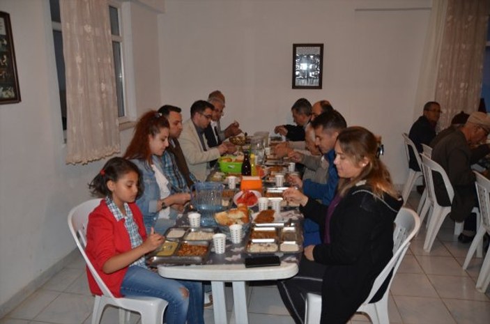 Antalya'da 200 yıllık iftar geleneği