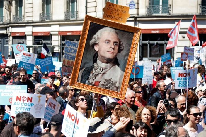 Fransa'da Macron'a insan seli protestosu yapılacak