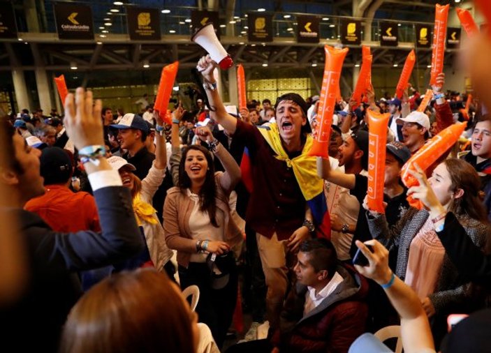 Kolombiya'da başkanlık seçimi ikinci tura kaldı