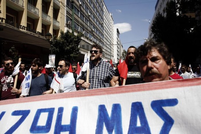 Yunanistan’daki grev televizyonlara yansıdı