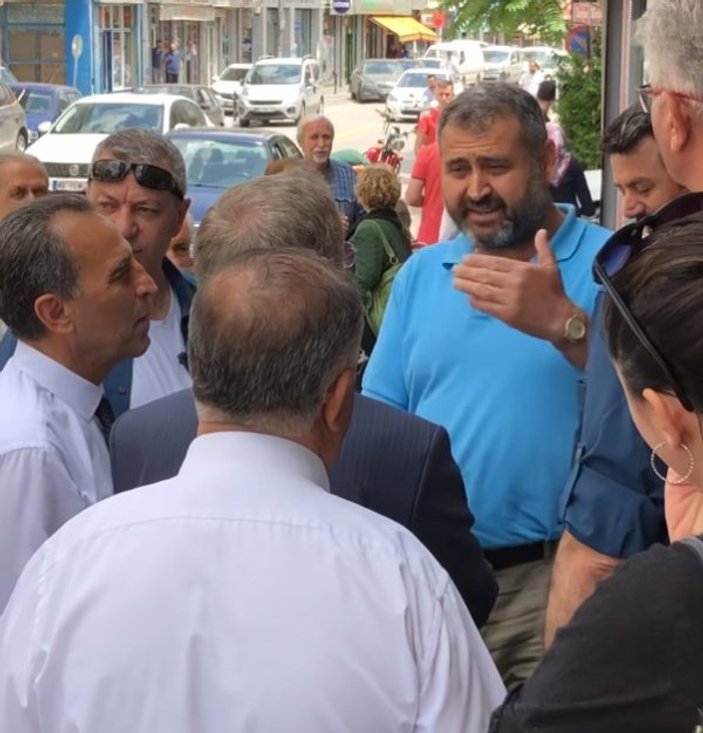 Konya'da CHP'li Abdüllatif Şener'e tepki