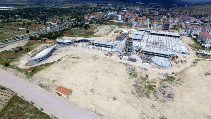 Isparta’da 120 milyon lira yatırımlı otogarın inşası sürüyor