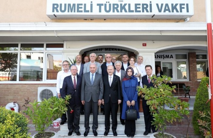 İBB Başkanı Uysal, Sarıyer ve Fatih'te vatandaşlarla buluştu