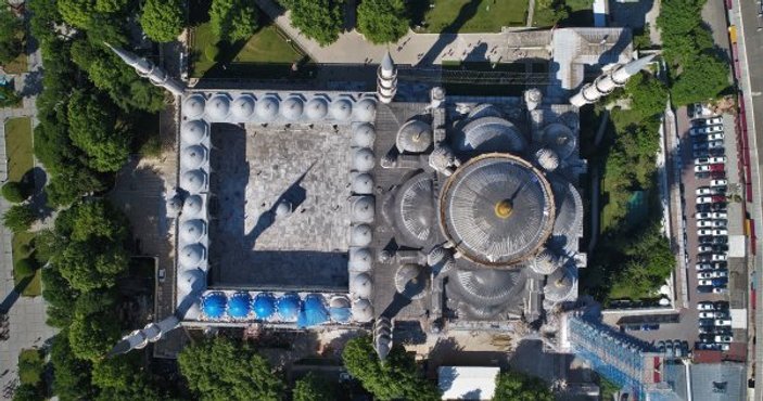 Sultanahmet Camii’nde dev restorasyon havadan görüntülendi