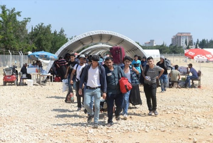 35 bin Suriyeli ülkesine döndü