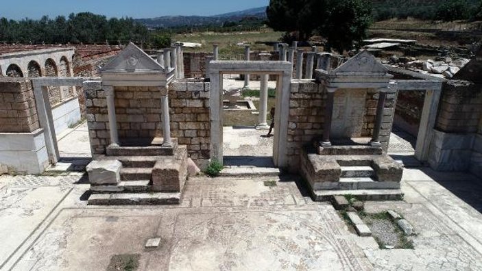 Yahudilerin tarihteki 3'üncü sinagogu ihtişamını koruyor