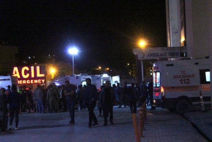 Hakkari'de Mehmetçik'e EYP'li tuzak; 4 asker yaralandı