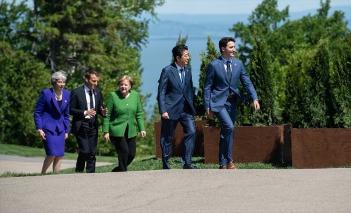 Trump, Macron ve Trudeau ile görüştü