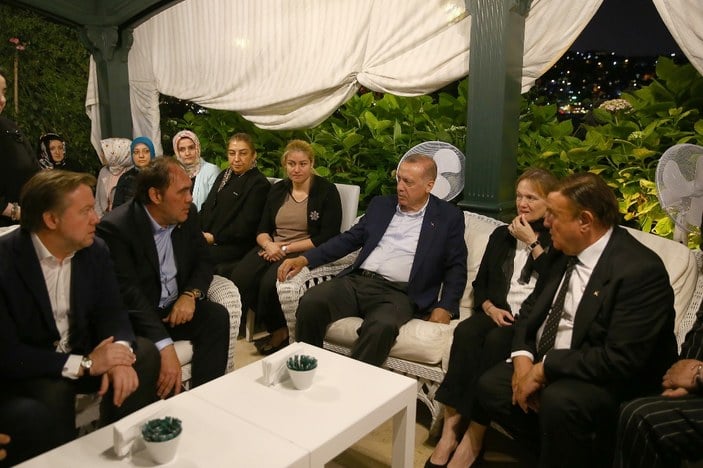 Cumhurbaşkanı Erdoğan’dan Demirören ailesine ziyaret