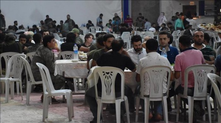 Afrin'de kardeşlik için iftar verildi