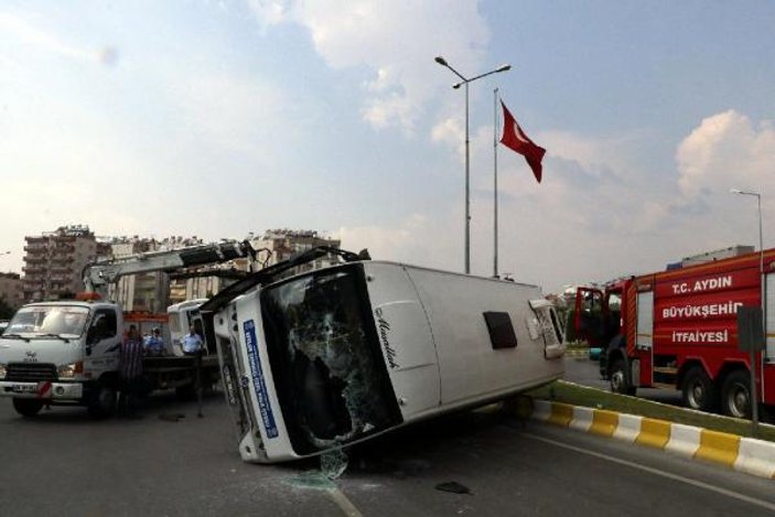 Aydın'da otobüsler çarpıştı: 12 yaralı