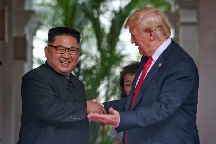 Donald Trump ile Kim Jong-un görüşmesinden ayrıntılar