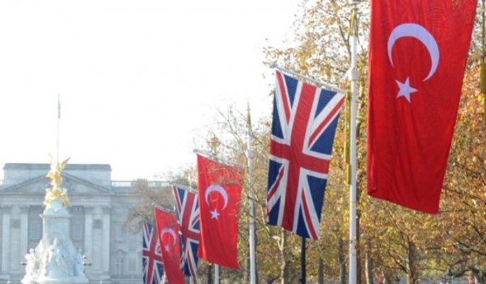 İngiltere, Türklere yeniden süresiz oturma izni veriyor