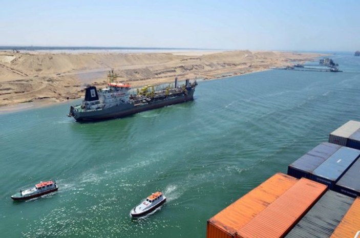Süveyş Kanalı mayıs ayında para bastı