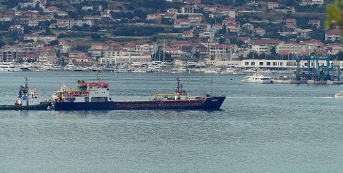Türk gemisi su aldı Hırvatistan limanına çekildi