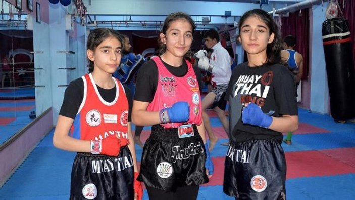 Bitlisli kız kardeşler kick boks ve muay thaide şampiyon