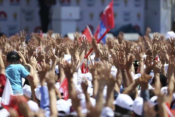 AK Parti Sözcüsü Ünal: HDP Kandil'den emir alıyor
