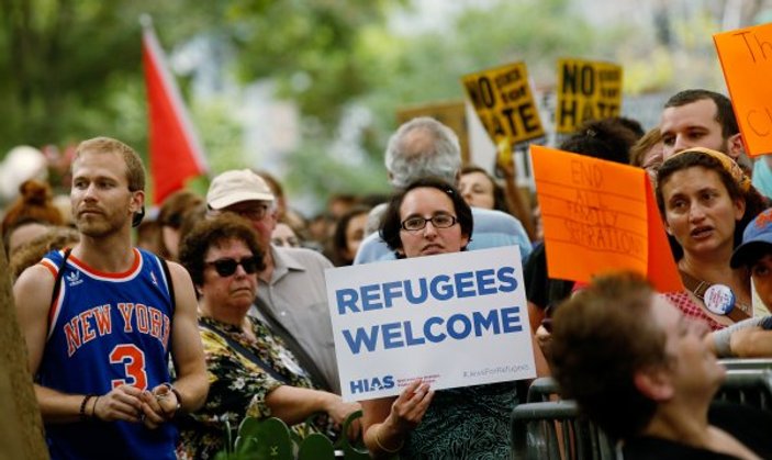 New Yorklular göçmen ve mülteciler için yürüdü