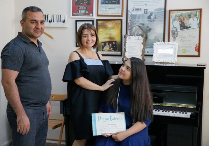 Genç yetenek Tunay'ın piyano başarısı