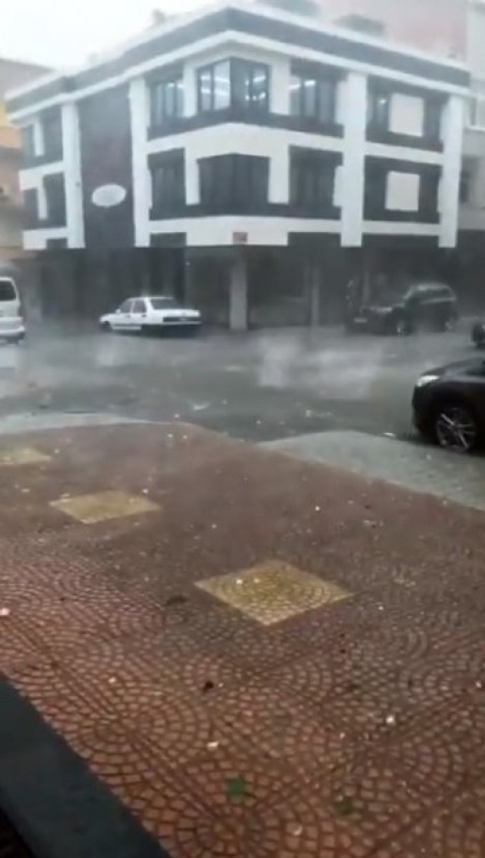 Tekirdağ'da şiddetli dolu yağışı