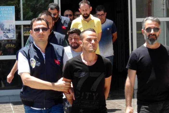 Mersin'de 'gayrimeşru ölmez' diyen zanlılar tutuklandı