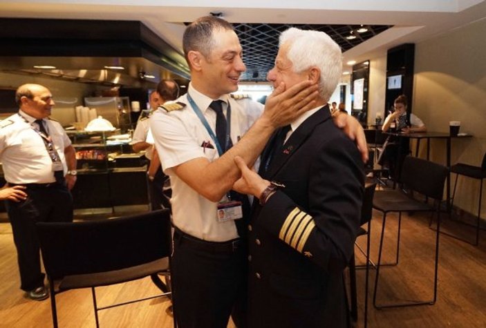 THY'nin 45 yıllık pilotu Kemal İnce emekli oldu