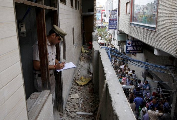 Hindistan'da katliam: Evden 11 ceset çıktı
