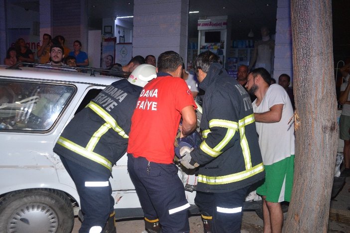 Adana'da alkollü sürücü takla attı