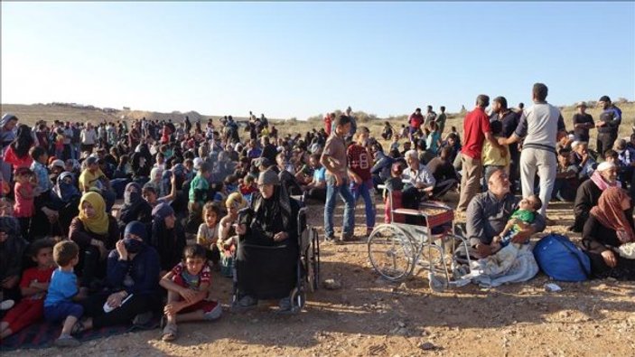Dera'da Esad'ın saldırıları göçlere neden oluyor