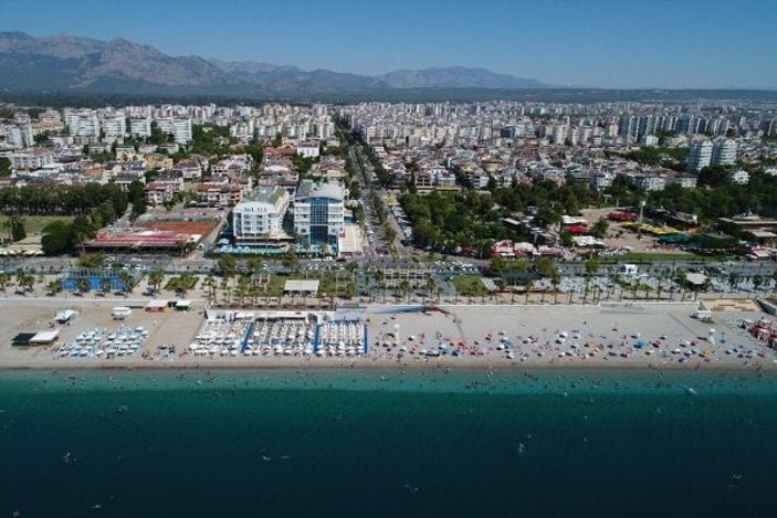 Antalya'da nem oranı yüzde 98'e çıktı