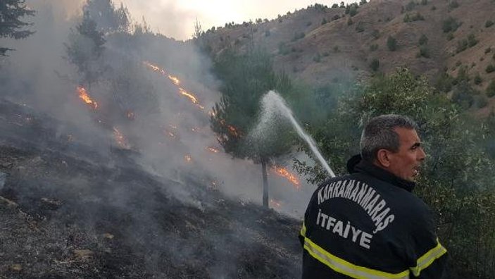 Kahramanmaraş'ta sıcaktan patlayan trafolar yangın çıkarttı