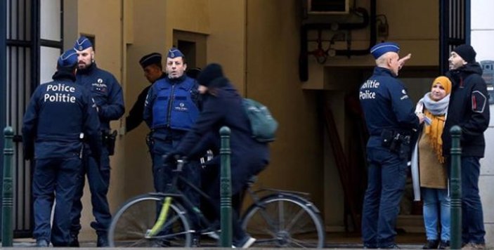 Belçika'da Müslüman kıza saldıran 2 kişiye gözaltı