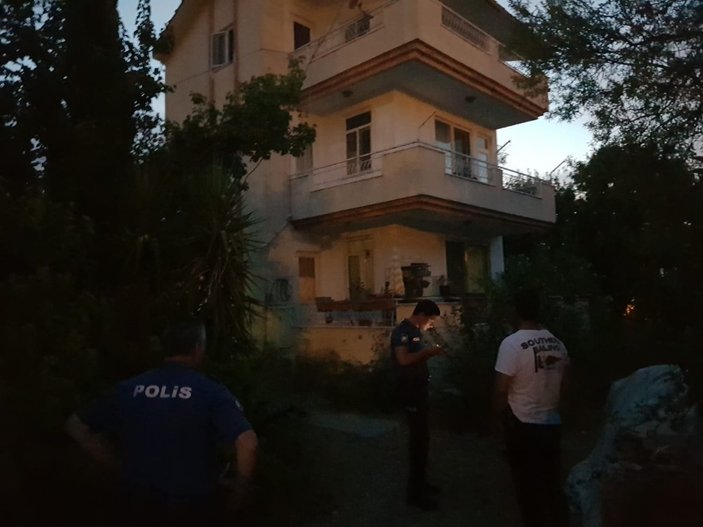 Antalya'da Alman turist, evinin bahçesinde ölü bulundu