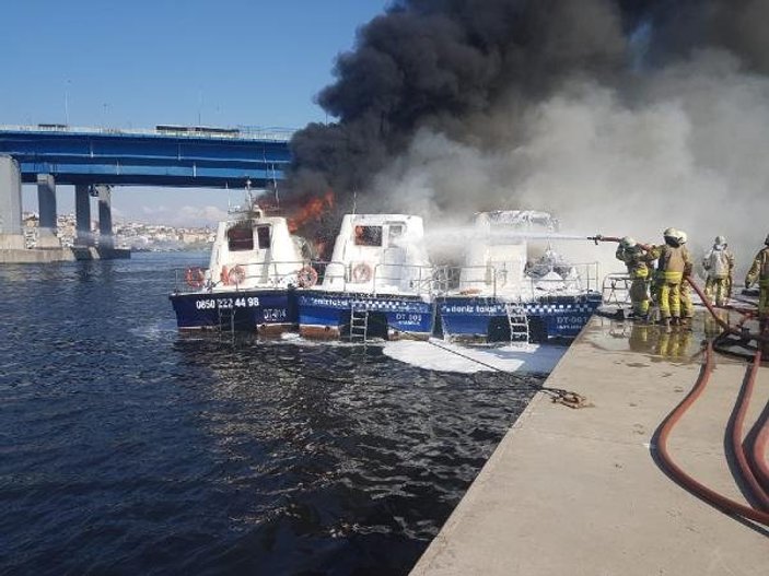 Haliç'teki deniz taksilerinde yangın