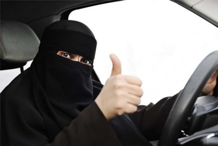 Suudi Arabistan'da kadın sürücü yayaya çarptı