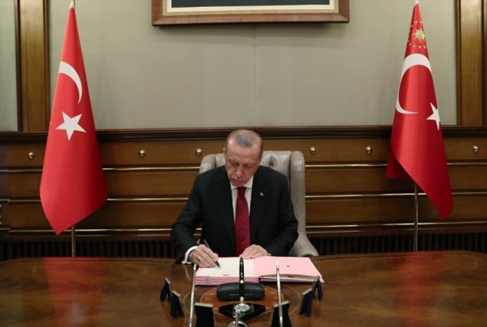 Cumhurbaşkanı Erdoğan yeni kabineyi onayladı